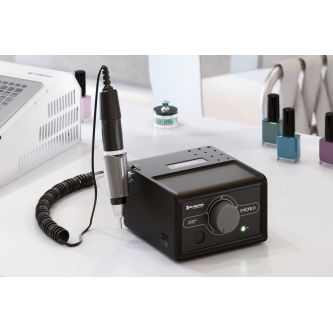 ���������� ������� Strong 211/H400RU Black Edition � �������