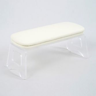 ������� �� ��������� Manzano Felina Podio